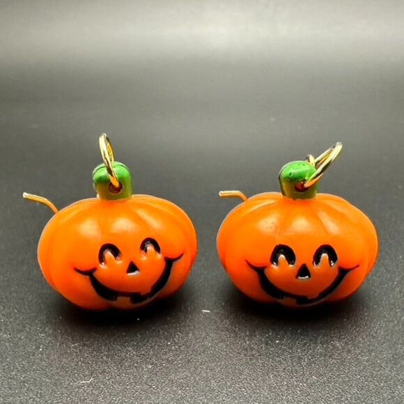 Fun Festive Halloween Pumpkin Boo Ghost Earrings & Pin set bundle lot - Picture 5 of 7